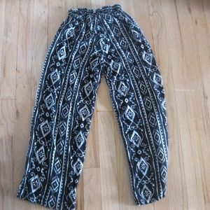 Hip Justice Yoga Pants